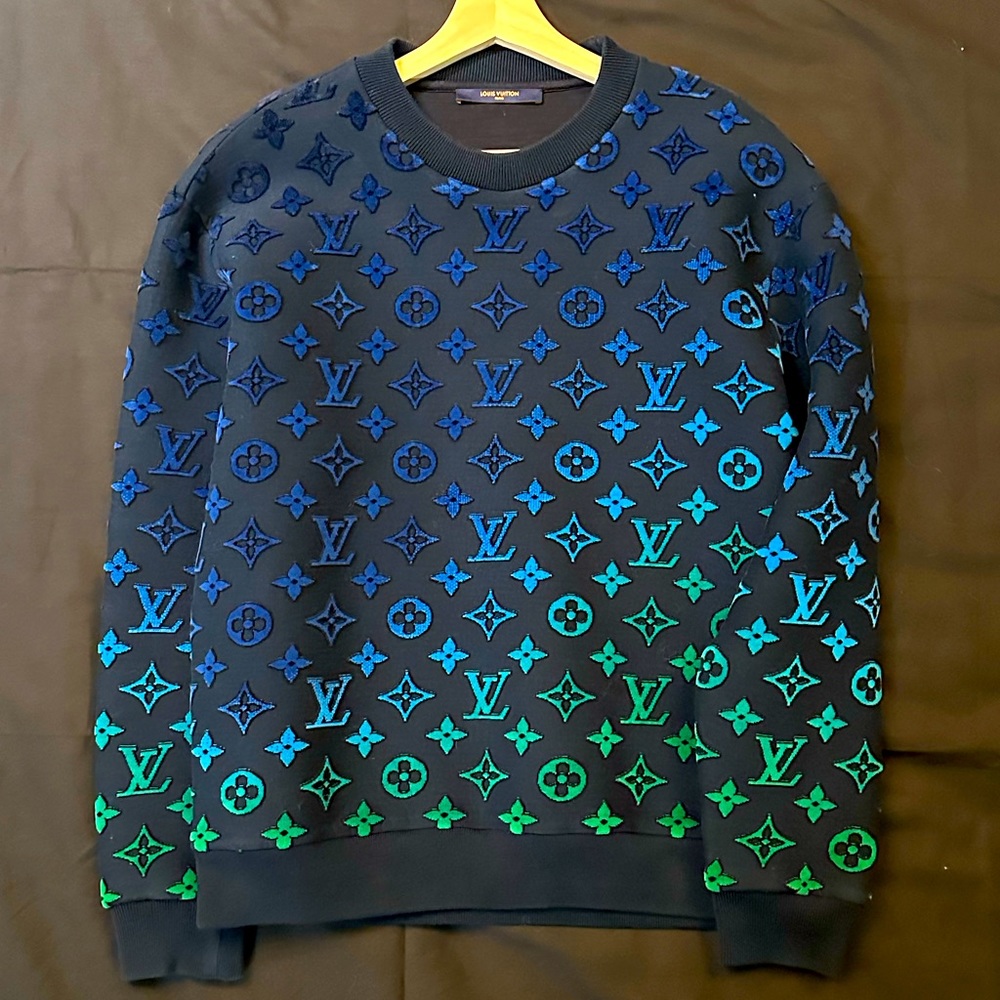 Louis Vuitton Gradient LV Monogram Fil Coup Sweatshirt L Rare, Great Condition